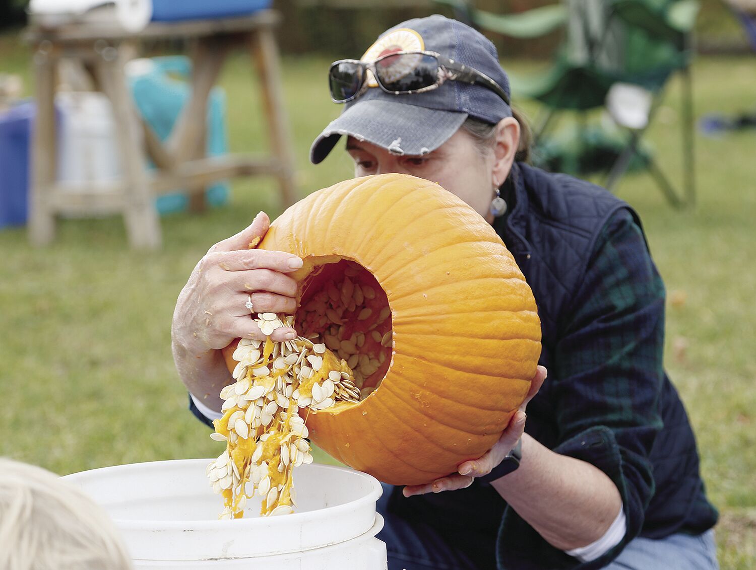 10-31-21 Halloween dumping seeds